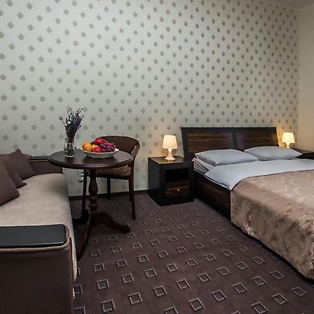 Mini Hotel Ryleev Харков Екстериор снимка