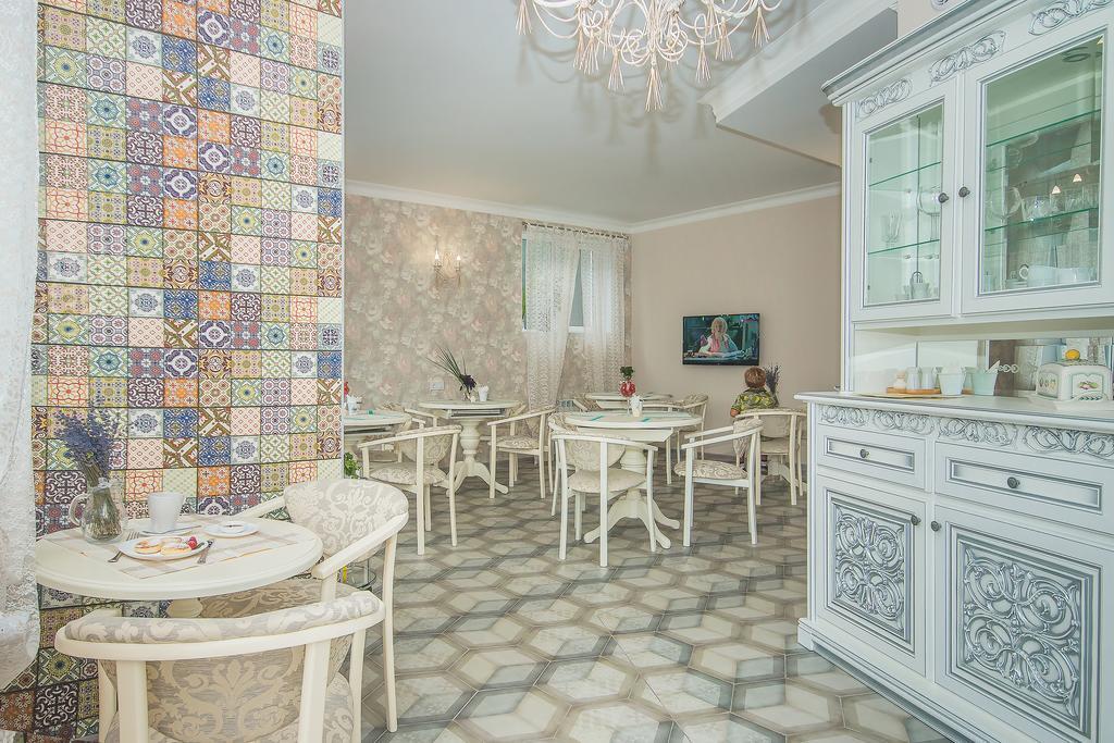 Mini Hotel Ryleev Харков Екстериор снимка