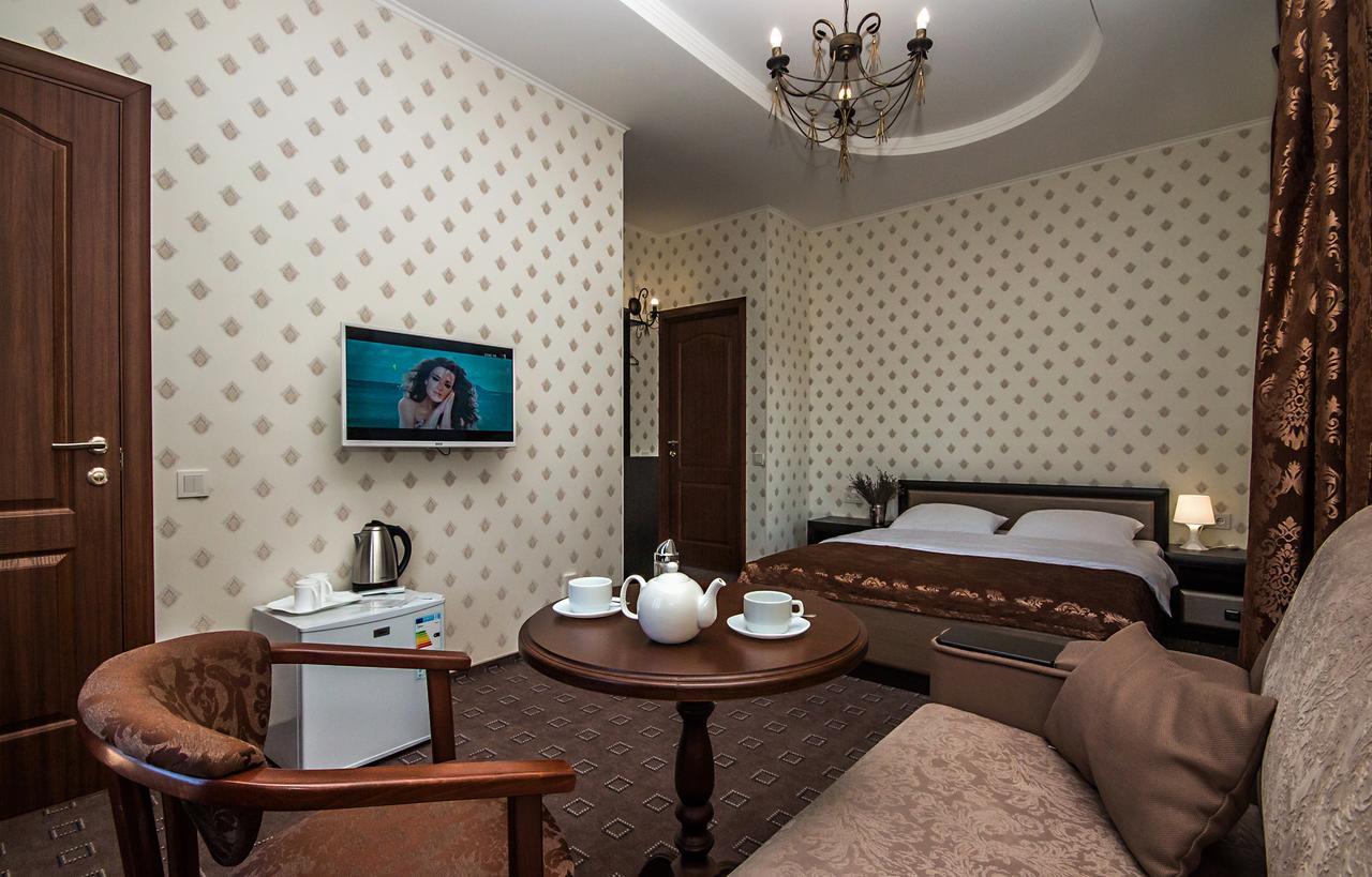 Mini Hotel Ryleev Харков Екстериор снимка