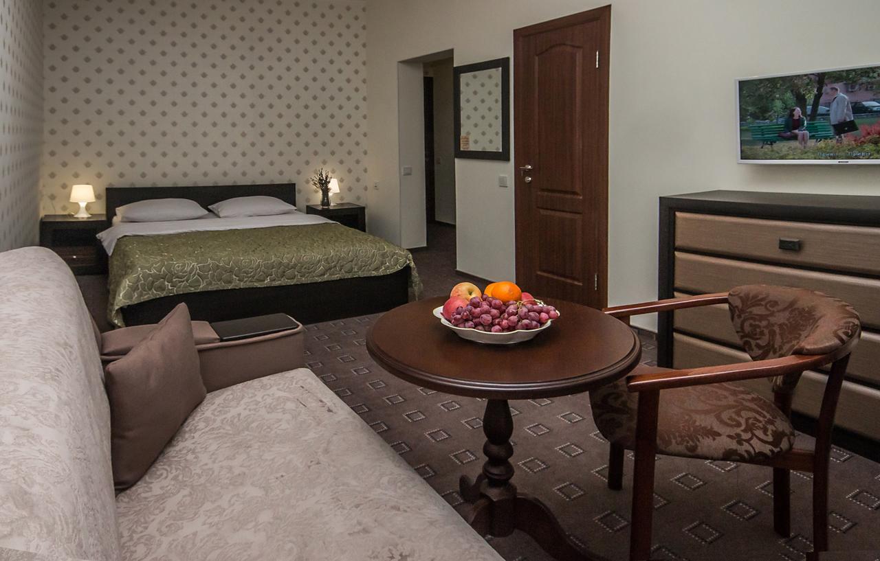 Mini Hotel Ryleev Харков Екстериор снимка