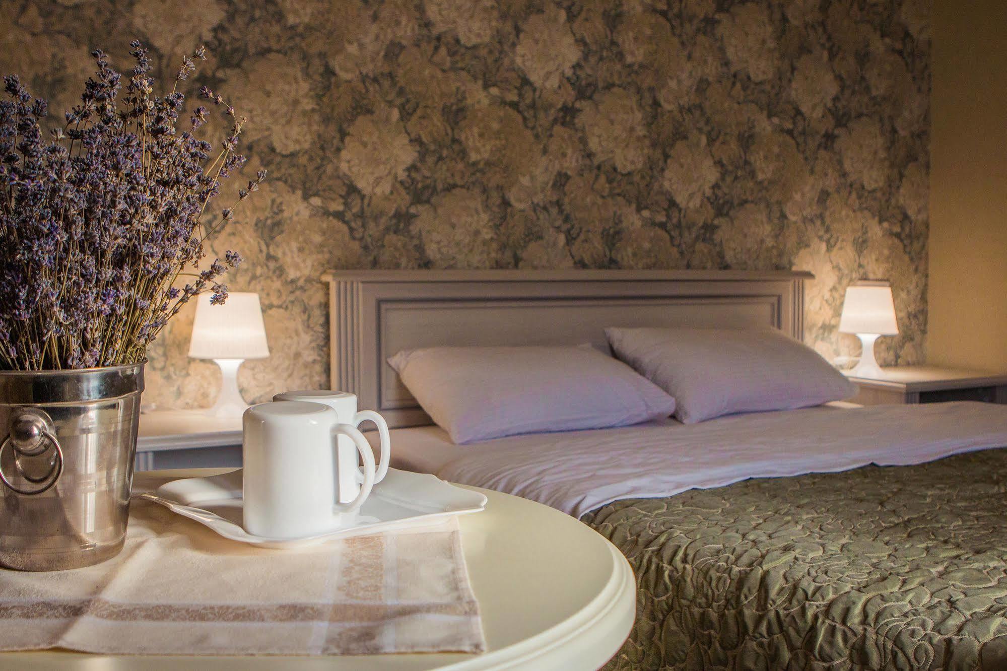 Mini Hotel Ryleev Харков Екстериор снимка