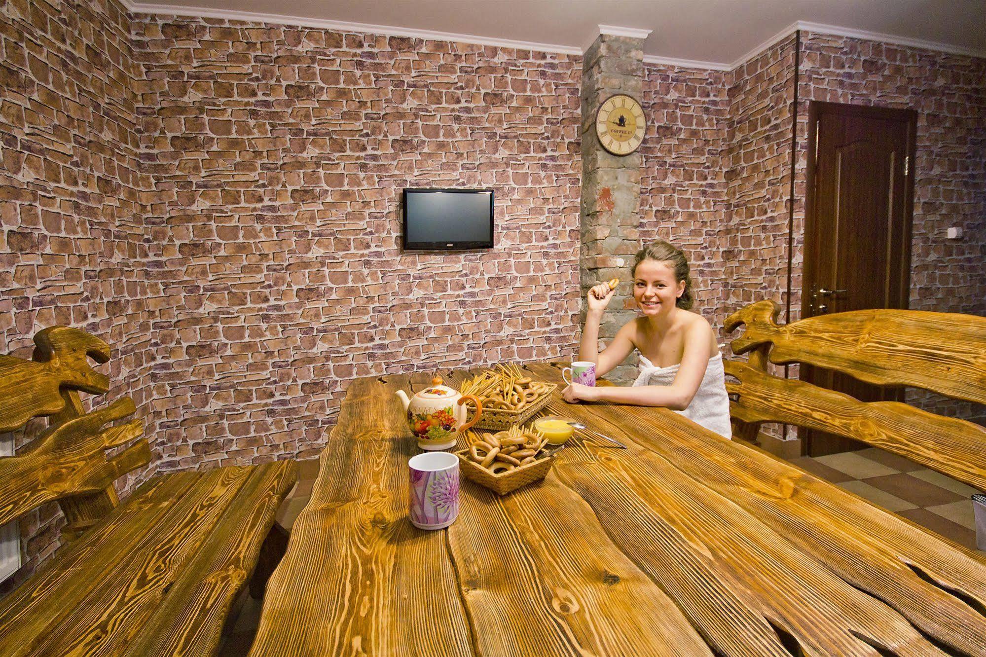 Mini Hotel Ryleev Харков Екстериор снимка