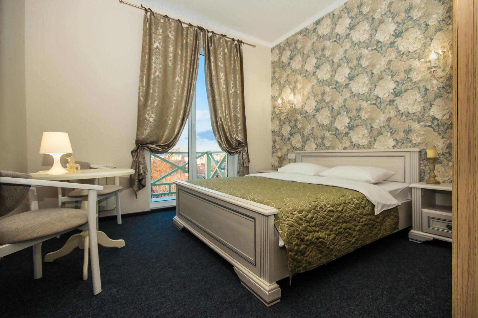 Mini Hotel Ryleev Харков Екстериор снимка
