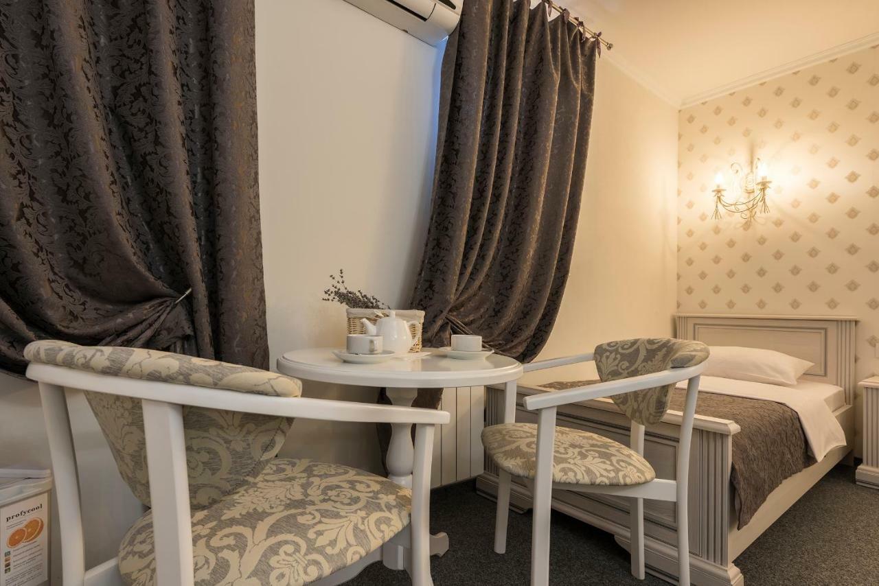 Mini Hotel Ryleev Харков Екстериор снимка