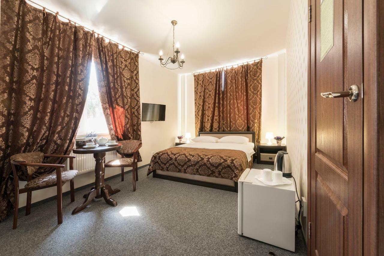 Mini Hotel Ryleev Харков Екстериор снимка