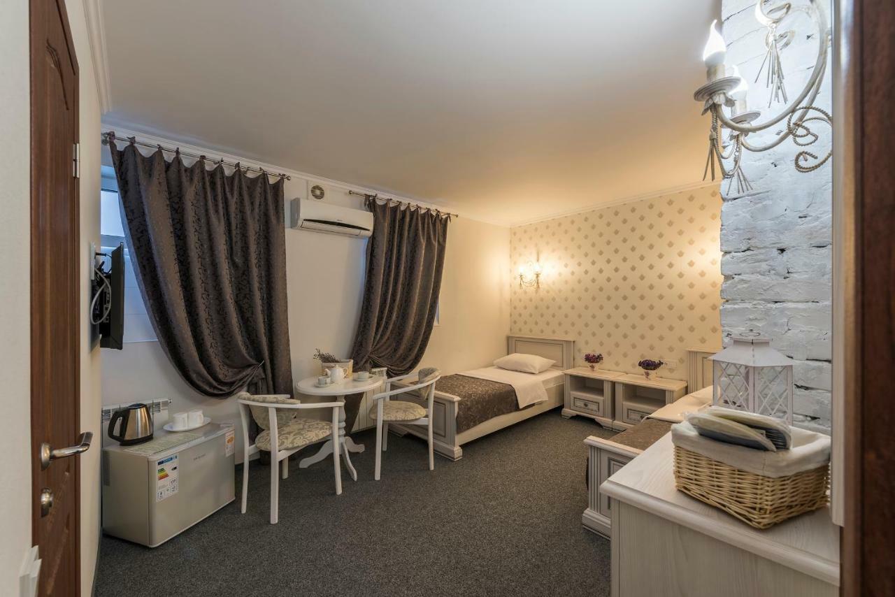 Mini Hotel Ryleev Харков Екстериор снимка